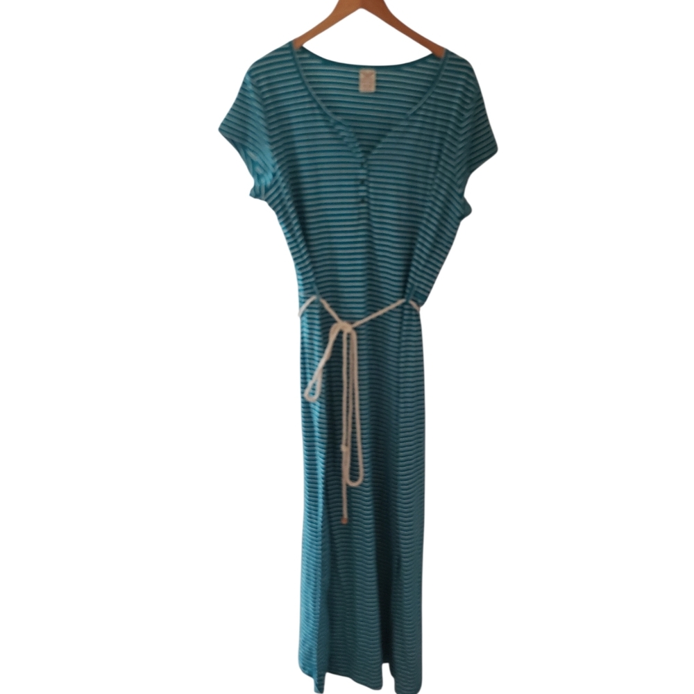 Faded Glory Maxi Dress. XXL Suze 20. Blue And White Strips. Beach Summer Dress.